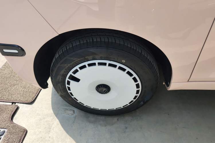 Used Chery QQ Ice Cream 2025 155km Sundae Edition Exterior 4