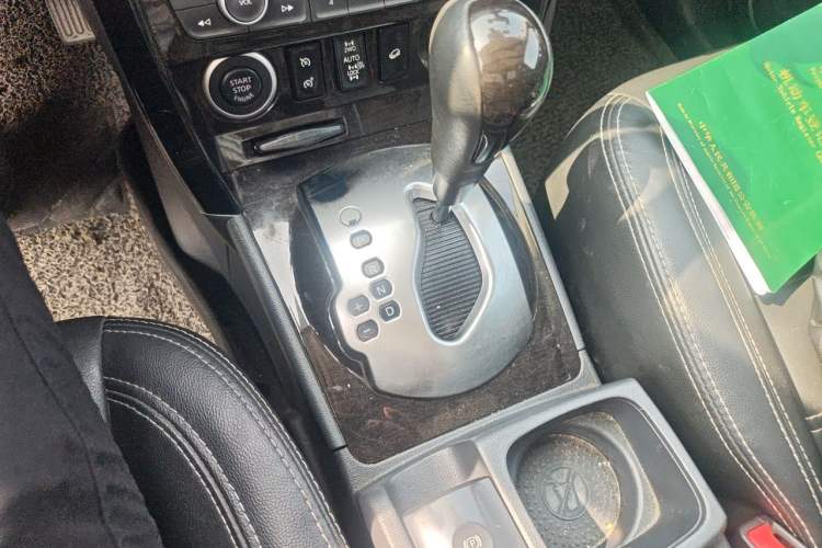 Used Renault Koleos 2014 2.5L 4x4 Comfort Edition