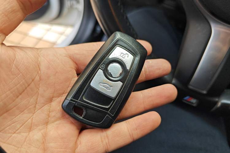 Used BMW 3 Series 2013 320i Sport Edition