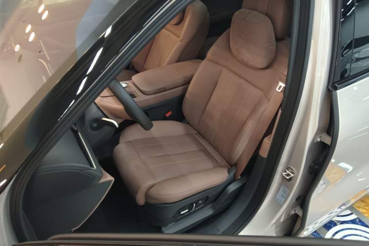 Used Nio ES8 2024 75 kWh
