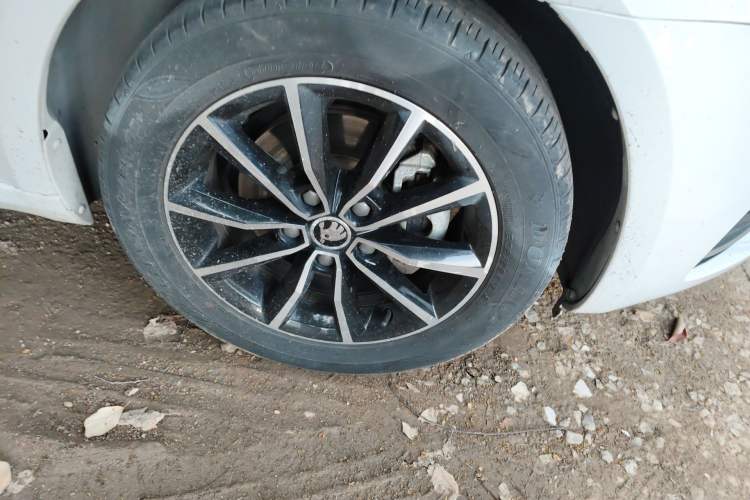 Used Skoda Octavia 2017 1.6L Automatic Smart Drive Edition
