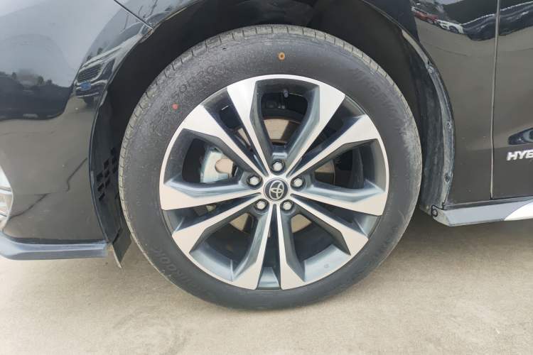 Used Toyota Granvia 2023 2.5L Hybrid Flagship VIP Edition