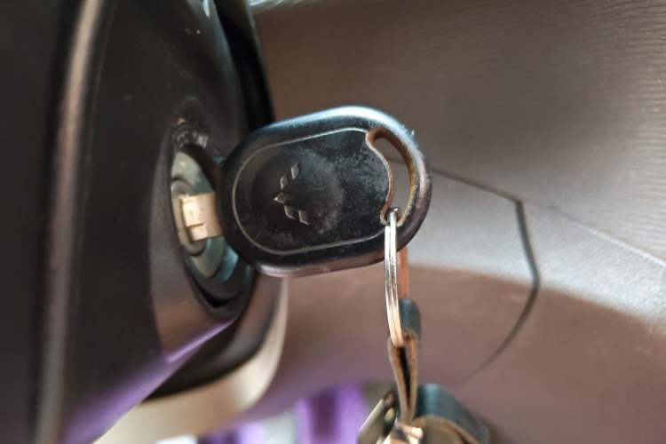 Used Wuling Hongguang 2015 1.5L S Basic Version China V Standard Vehicle Key