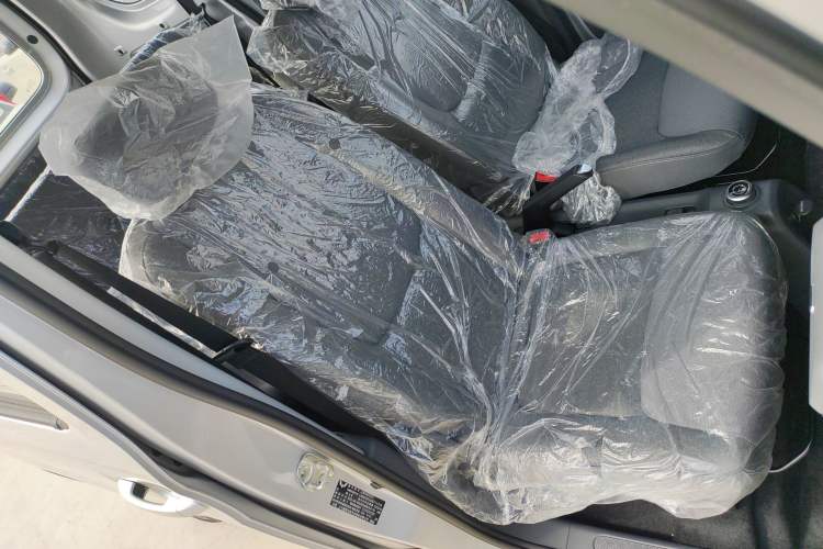 Used Wuling Zhiguang New Energy 2025 Comfort Model Right Front Seat