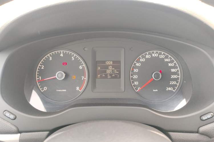 Used Volkswagen Sagitar 2014 Revised Version 1.6L Manual Comfort Edition
