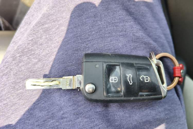 Used Volkswagen Golf 2016 1.4TSI Automatic R-Line Vehicle Key