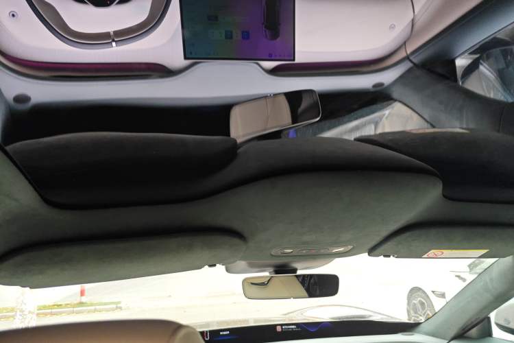 Used Xiaomi Auto YU7 2025 Ultra-Long Range High-Performance All-Wheel-Drive Max Edition Headliner