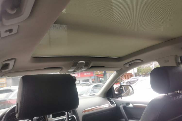 Used Audi Q7 2014 35 TFSI Sport Edition Headliner