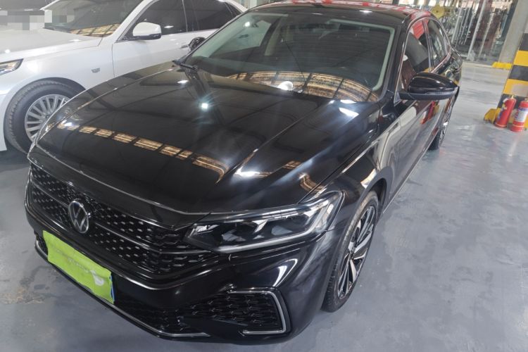 Used Volkswagen Passat 2023 330TSI Starry Elite Edition