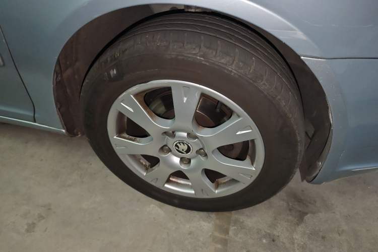 Used Skoda Octavia 2013 1.6L Fifth Anniversary Limited Edition
