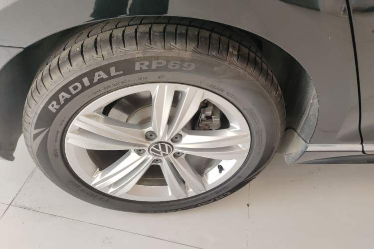 Used Volkswagen Magotan 2025 Zhongxiang Version 280TSI DSG Comfort Edition