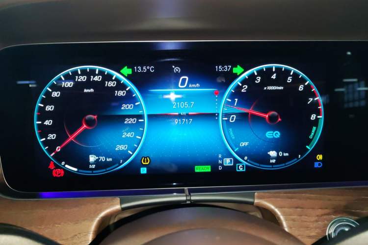 Used Mercedes-Benz E-Class New Energy 2021 E 350 e L Plug-in Hybrid Sedan Instrument Cluster