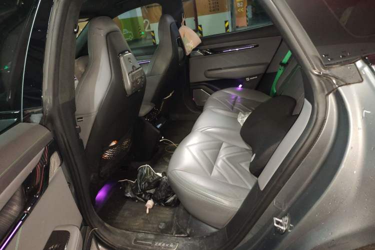 Used Zeekr 001 2022 Long-Range Dual-Motor WE Edition Left Rear Seat