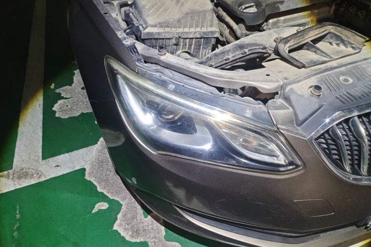 Used Buick GT 2016 15N Manual Elite Edition Right Front Headlight