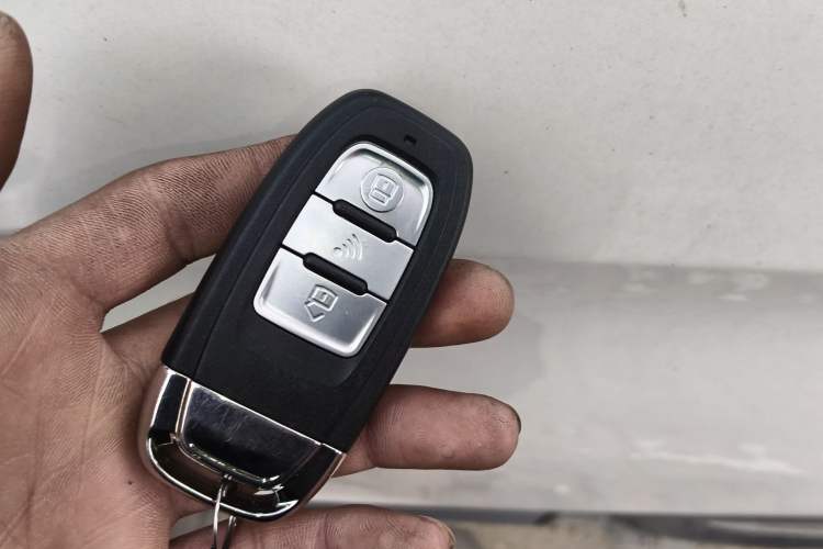 Used Honda CR-V 2016 2.0L two-wheel drive Urban Edition