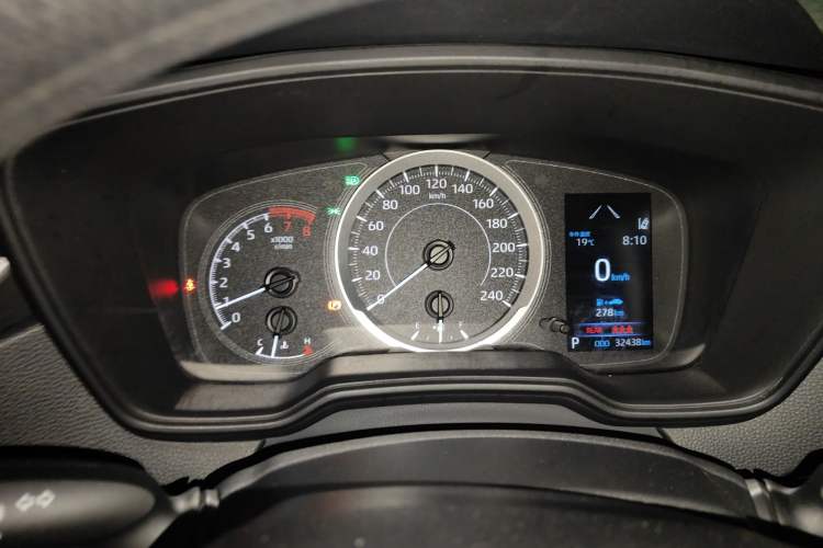 Used Toyota Levin 2021 185T CVT Luxury Edition
