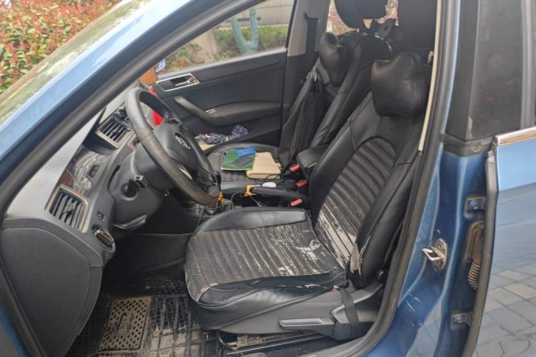 Used Skoda Rapid Spaceback 2016 Revised Version 1.4L Manual Front-Drive Edition
