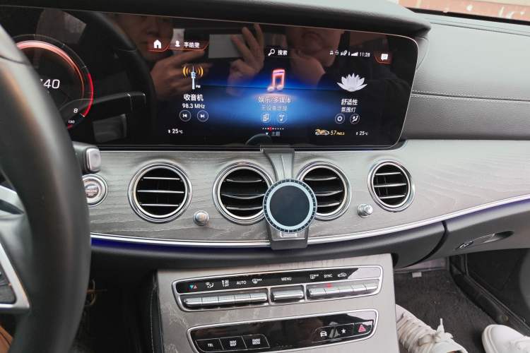 Used Mercedes-Benz E-Class 2023 Facelift E 260 L