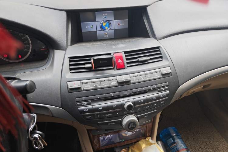 Used Honda Accord 2011 2.0L EX Audio And AC Panel
