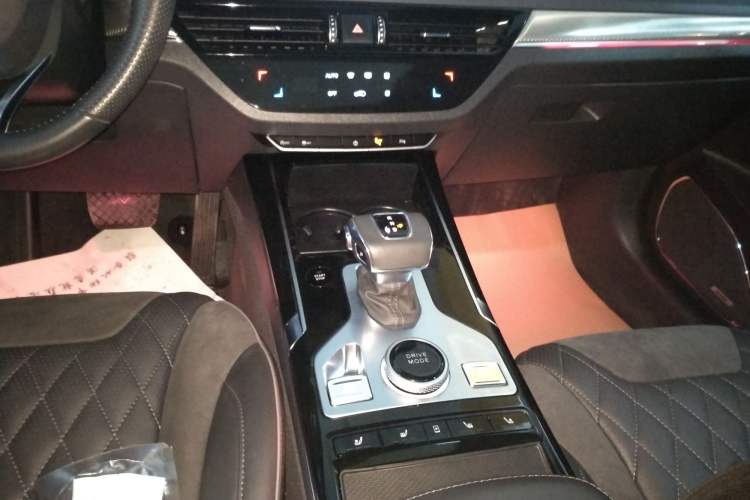 Used Hongqi HS5 2019 2.0T Smart Connect Flagship Edition
