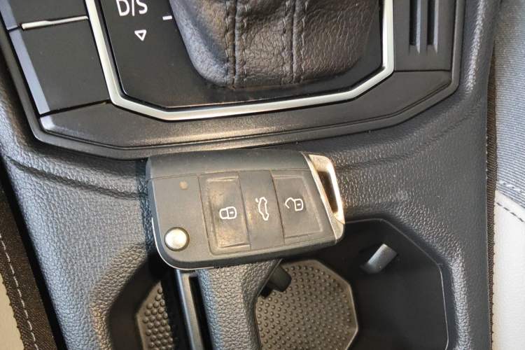 Used Volkswagen Lavida 2023 1.5L Automatic Full-Comfort Edition
