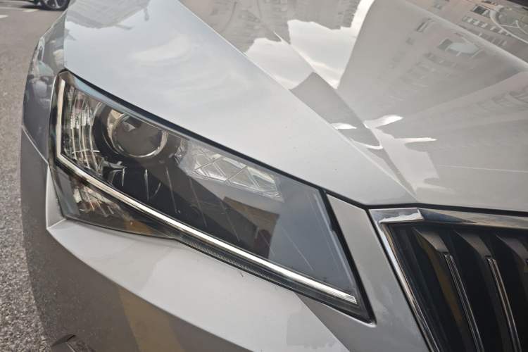 Used Skoda Superb 2016 TSI330 DSG Innovation Edition
