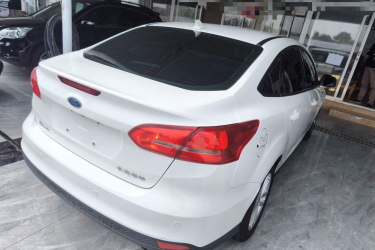 Used Ford Focus 2017 Sedan 1.6L Automatic Fashion Edition Smart Drive Version
