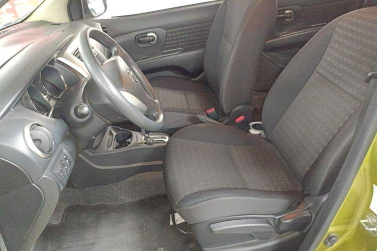 Used Nissan Livina 2013 Jinrui 1.6XL CVT Comfort Edition