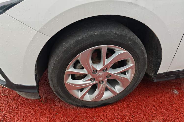 Used Buick Velite 6 2022 Connected & Shared PLUS Exterior 4