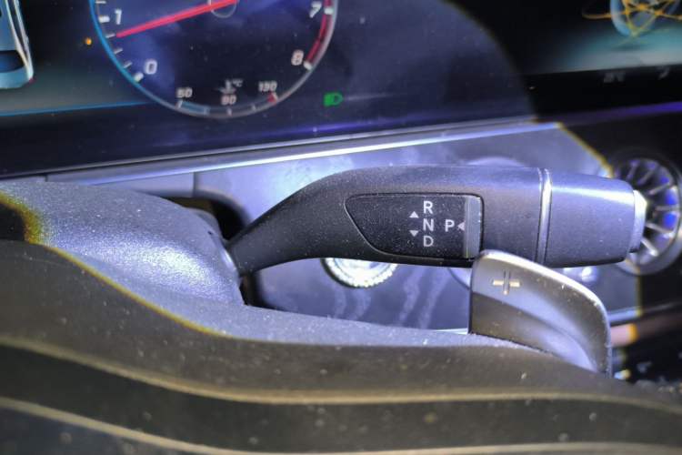 Used Mercedes-Benz E-Class 2019 E 300 L Sporty and Stylish Model Gear Lever