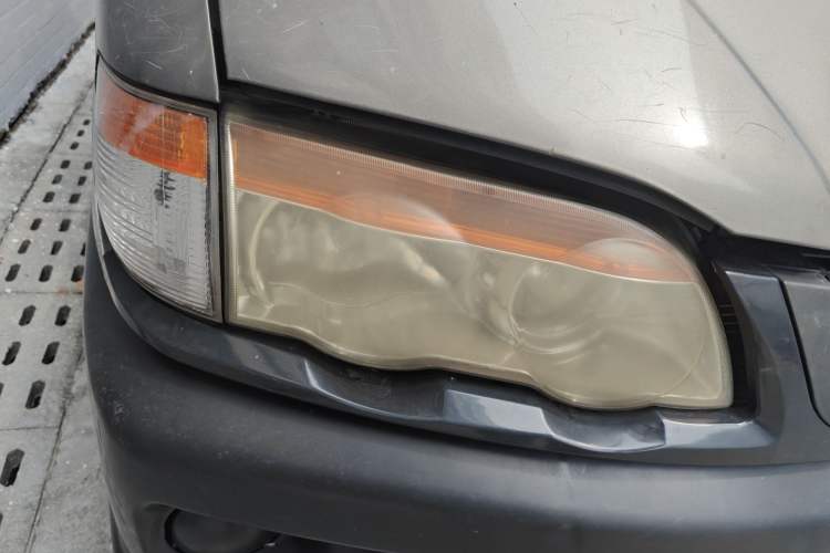 Used FORTHING Lingzhi 2013 V3 1.5L 7-Seater Standard Model II
