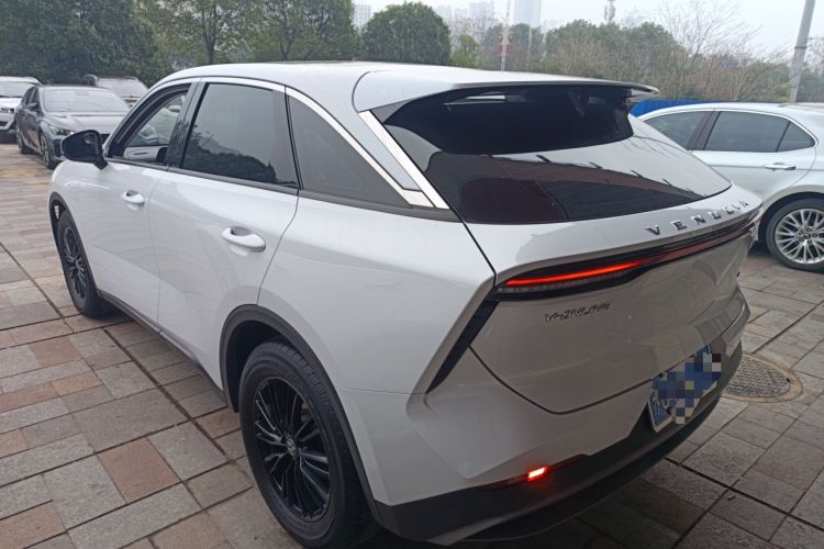 Used Venucia V 2021 260T Idol Edition