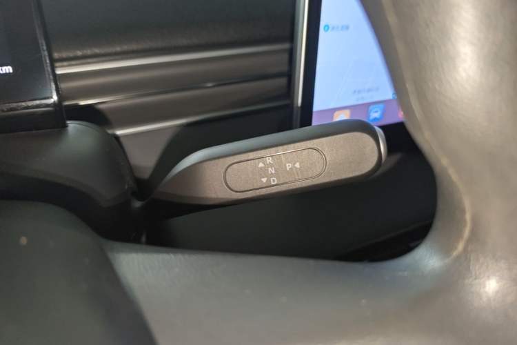 Used Dongfeng NAMMI 01 2024 New Edition 330 Air Gear Lever