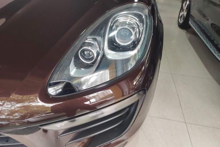 Used Porsche Macan 2014 Macan 2.0T
