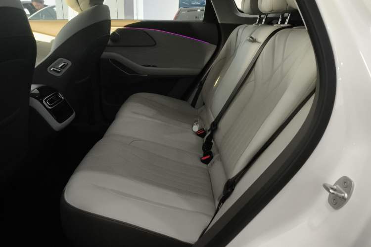 Used EXEED Stellar C-DM 2025 200 with Ultra-Long Range Pro All-Wheel Drive