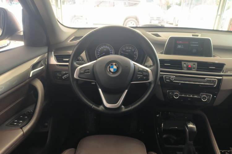 Used BMW X1 2019 sDrive18Li Premium Edition
