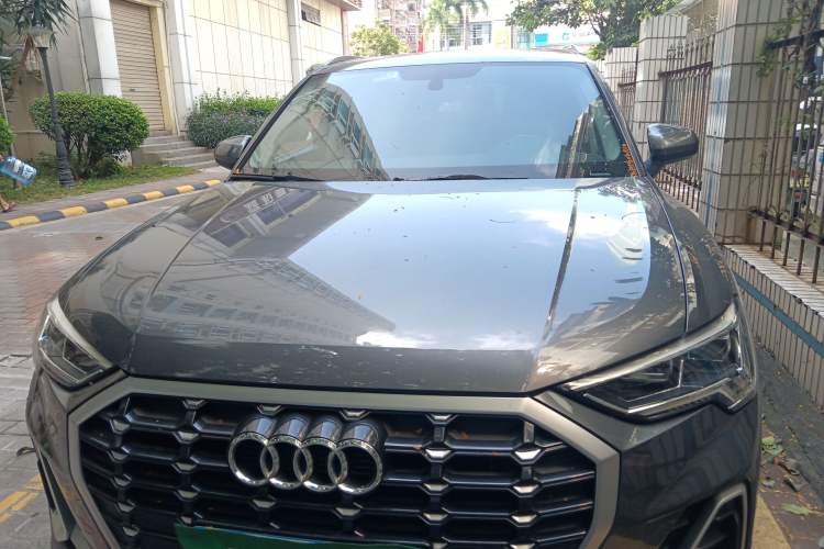 Used Audi Q3 2020 35 TFSI Fashion Dynamic Model
