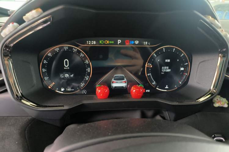 Used Lynk & Co 05 2020 2.0TD Four-Wheel Drive HypeHalo Instrument Cluster