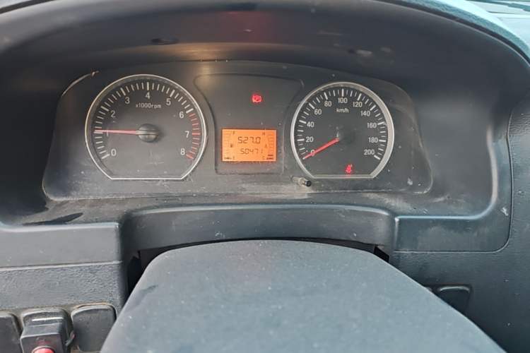 Used FORTHING Lingzhi 2014 M3 1.6L 7-Seater Comfort Model