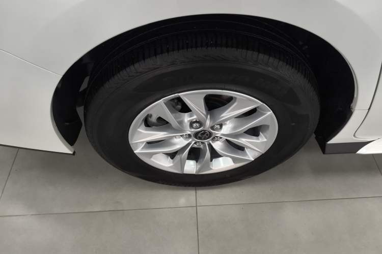 Used Toyota Granvia 2023 2.5L Hybrid Comfort Edition