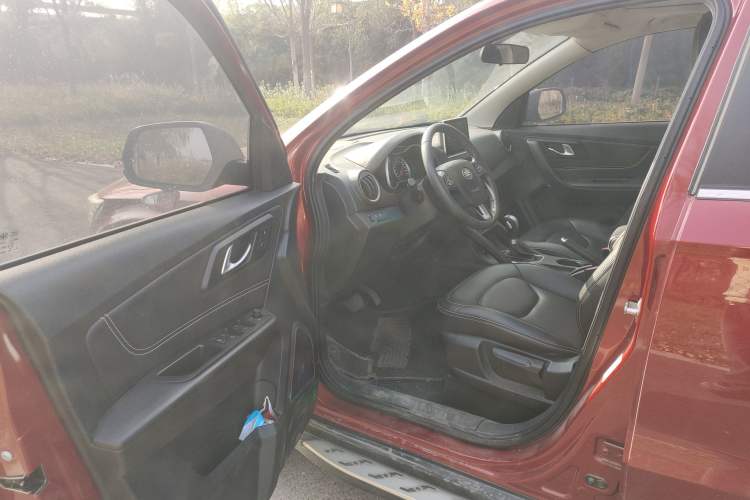 Used Bestune X40 2017 1.6L Automatic Prestige Edition
