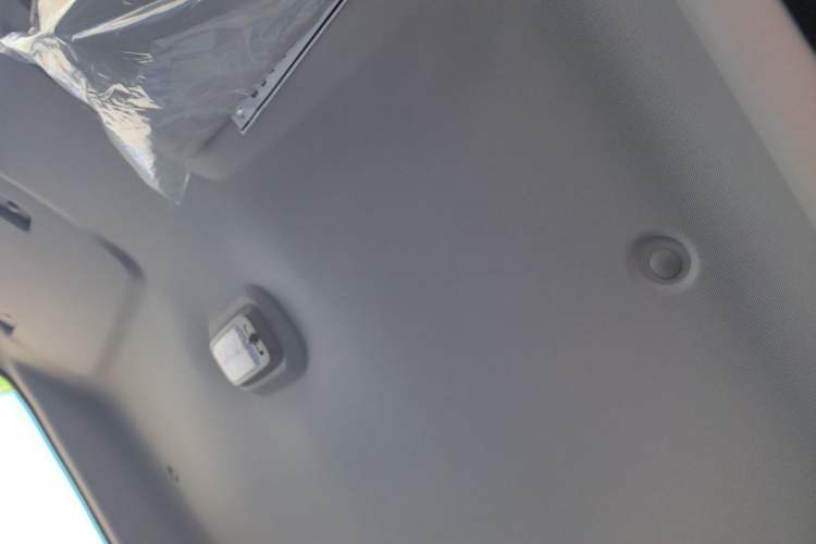 Used Foton Intelligent Blue Elf E7 2024 Facelifted All-Electric Van Flat Roof 2 Seats Evey Lithium Energy 41.86 kWh