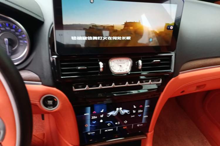 Used Chrysler 300C 2016 3.0L Supreme Edition