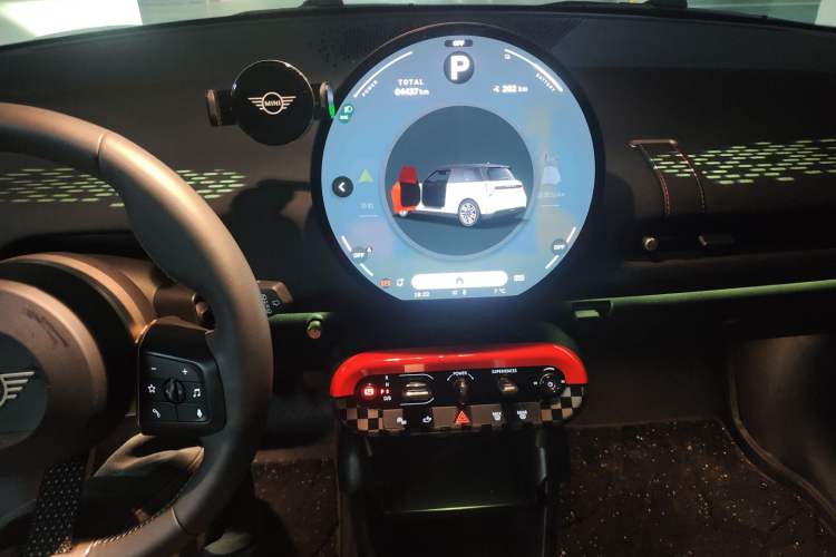 Used MINI Electric MINI COOPER 2025 456km COOPER E Classic Style
