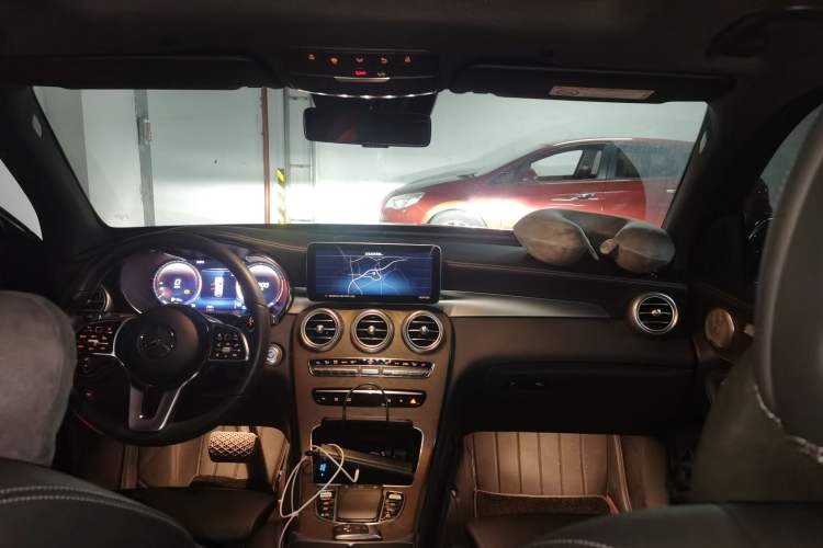 Used Mercedes-Benz GLC 2022 GLC 300 L 4MATIC Dynamic Model
