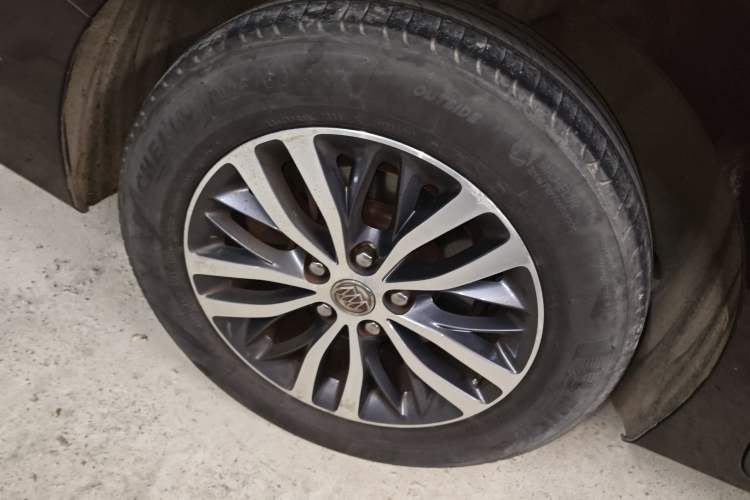 Used Buick GL8 2017 ES 28T Flagship Model China V Standard