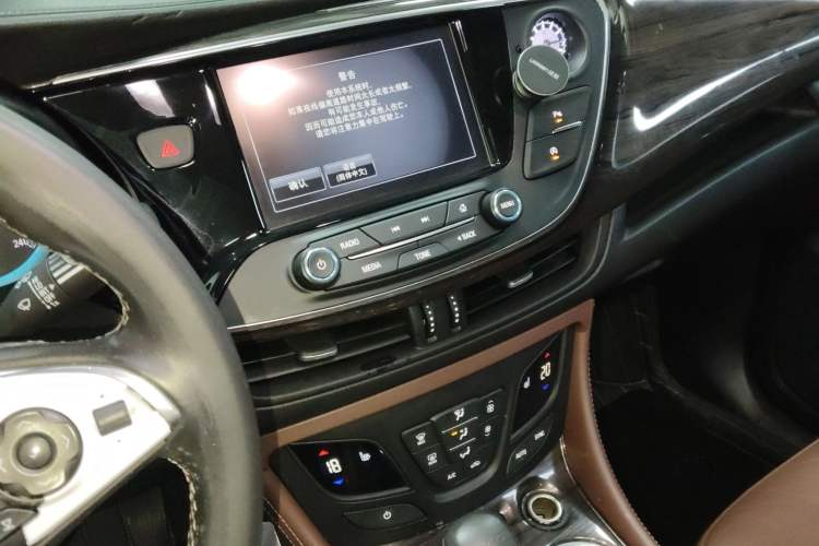 Used Buick Envision 2016 20T Two-Wheel-Drive Elite Model Audio And AC Panel