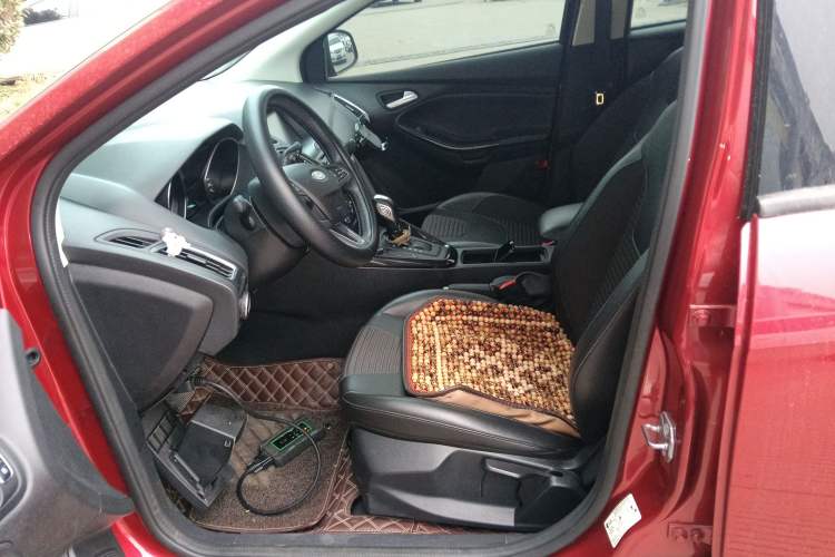 Used Ford Focus 2018 Hatchback Classic 1.6L Automatic Trendy SmartDrive Edition