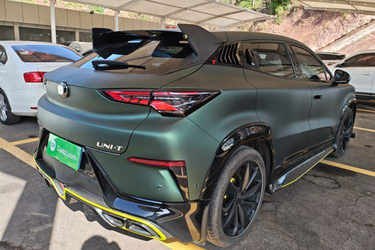 Used CHANGAN UNI-T 2022 1.5T Sport Edition Flagship Version
