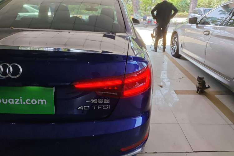 Used Audi A4L 2019 40 TFSI Fashion Edition China VI Emission Standard
